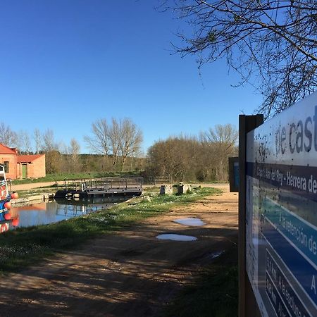 El Albergue De Herrera Herrera de Pisuerga Esterno foto