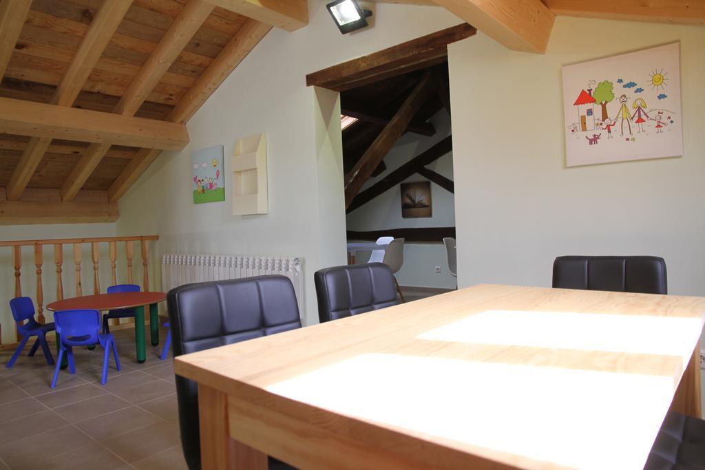 El Albergue De Herrera Herrera de Pisuerga Esterno foto